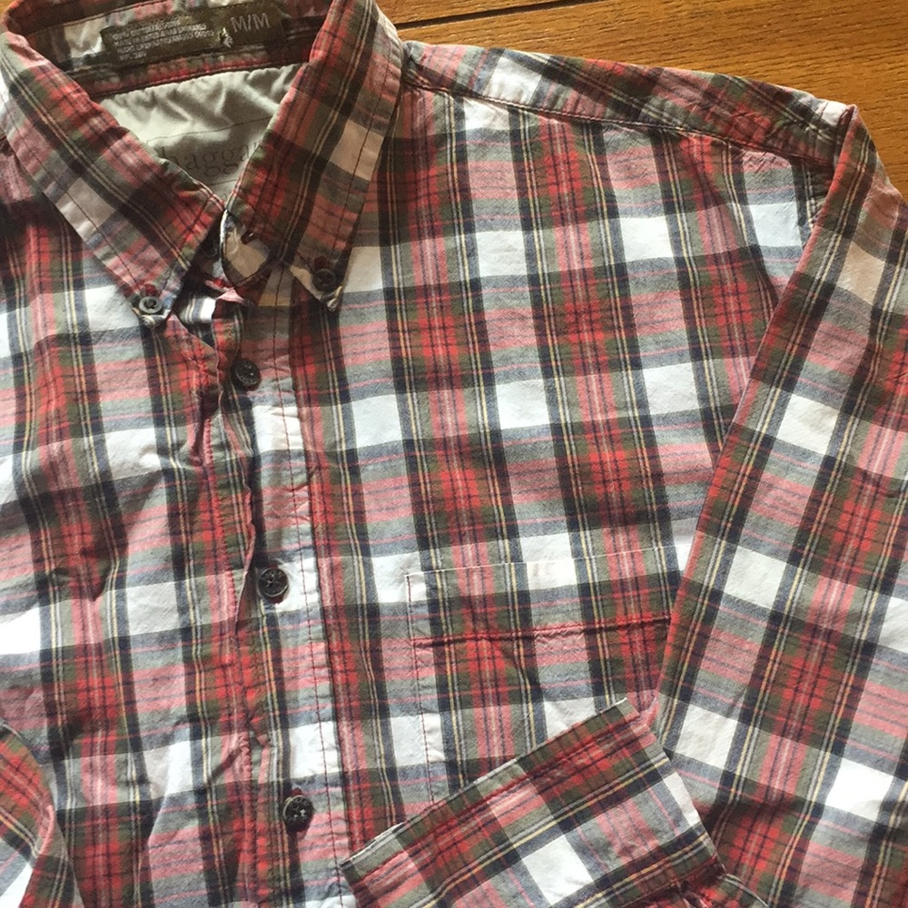 3/$20! HAGGAR M Long Sleeve Button Down Red Olive Plaid
